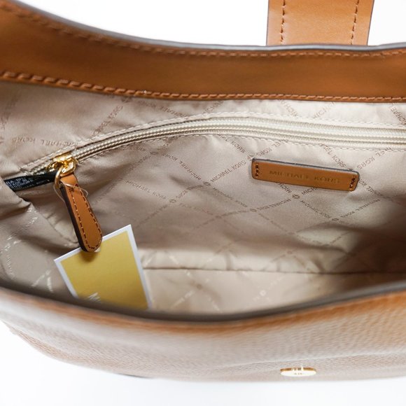 Michael Kors Lillian M Shoulder Leather Bag Brown - Picture 7 of 12